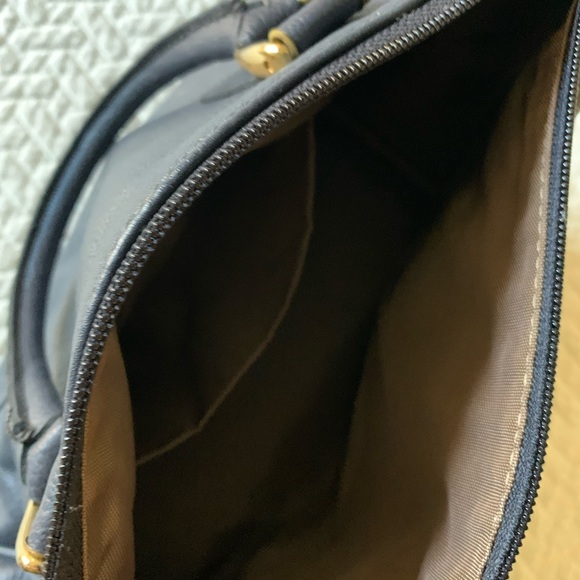 ✨VINTAGE✨ Crouch & Fitzgerald Italian leather handbag, Navy blue with gold - Picture 3 of 6